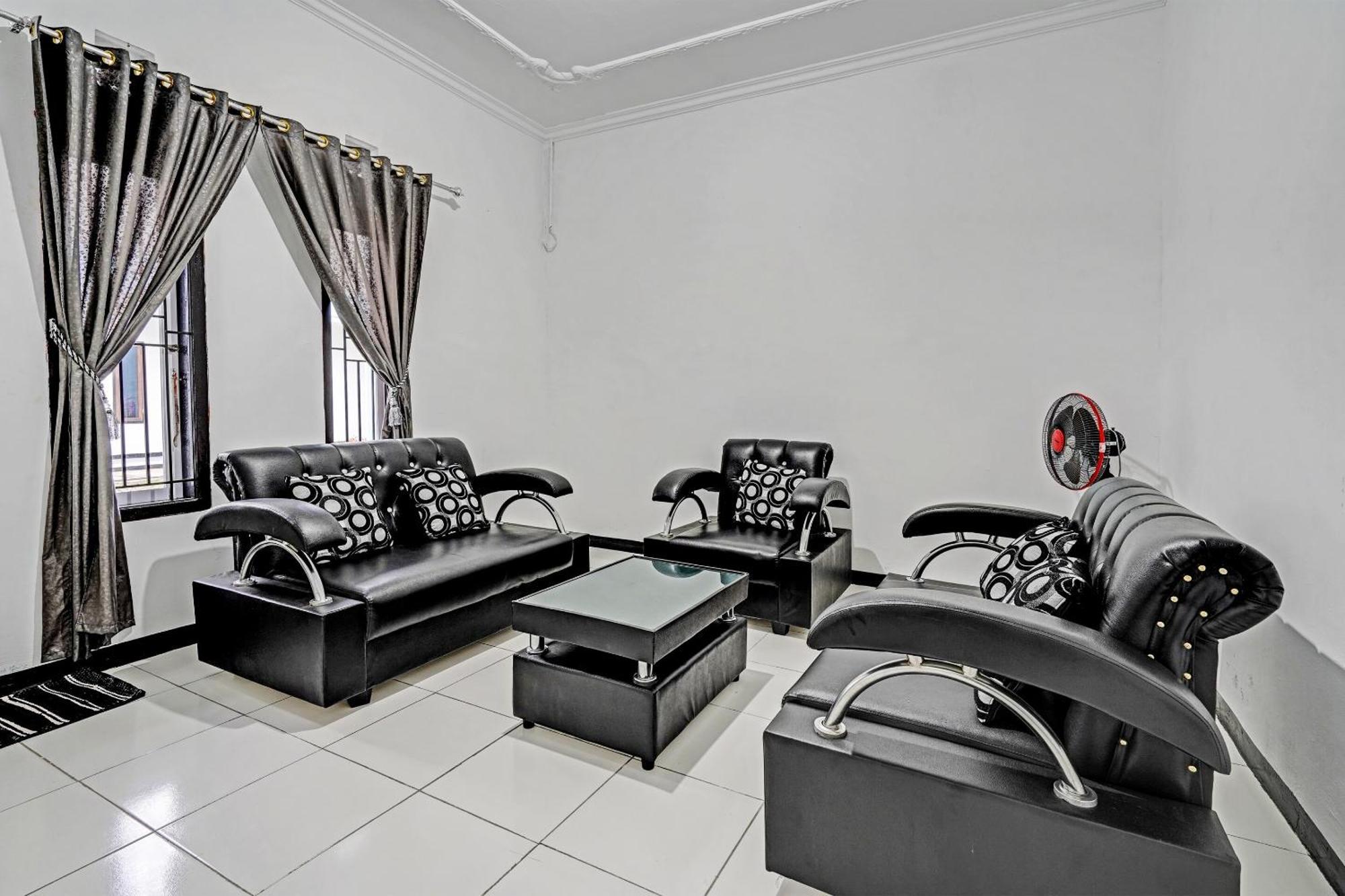 Oyo 91334 Permata Papua Guest House Pameungpeuk  Εξωτερικό φωτογραφία